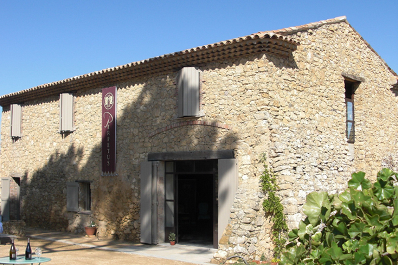 Dégustation au caveau du Domaine les Perpetus